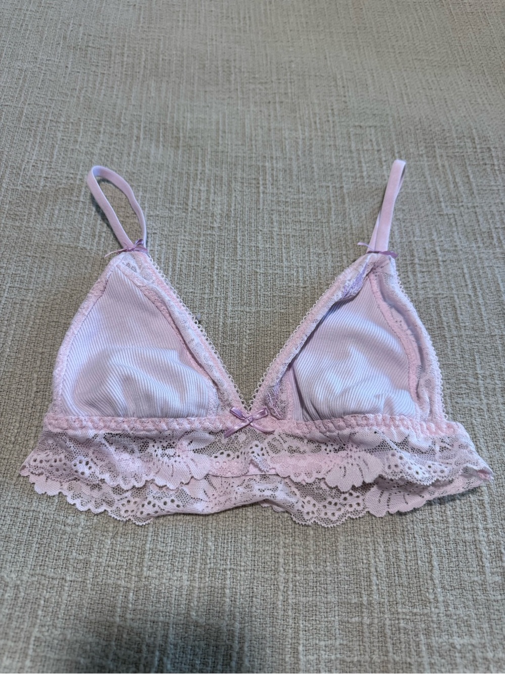 Victoria’s Secret PINK Pink Lace Triangle Bralette Size XS